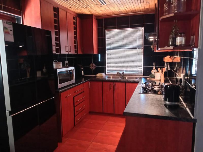 3 Bedroom Property for Sale in Northpine Western Cape